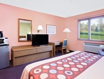 Super 8 By Wyndham Sturgeon Bay Hotell Exteriör bild